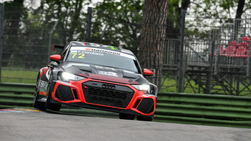 Audi RS 3 LMS #72 (Aikoa Racing), Franco Girolami