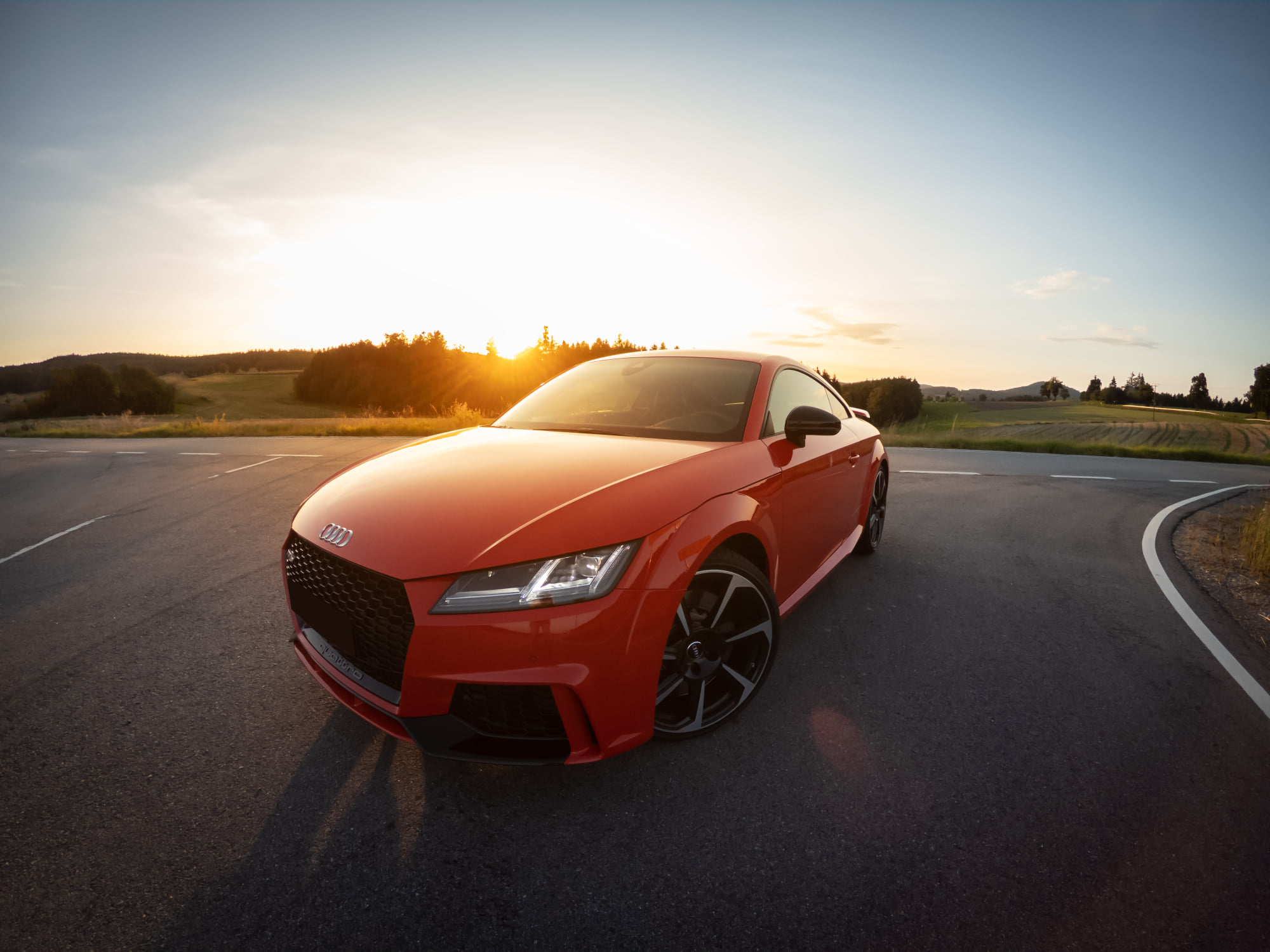 Audi TTRS 8S - Sunset